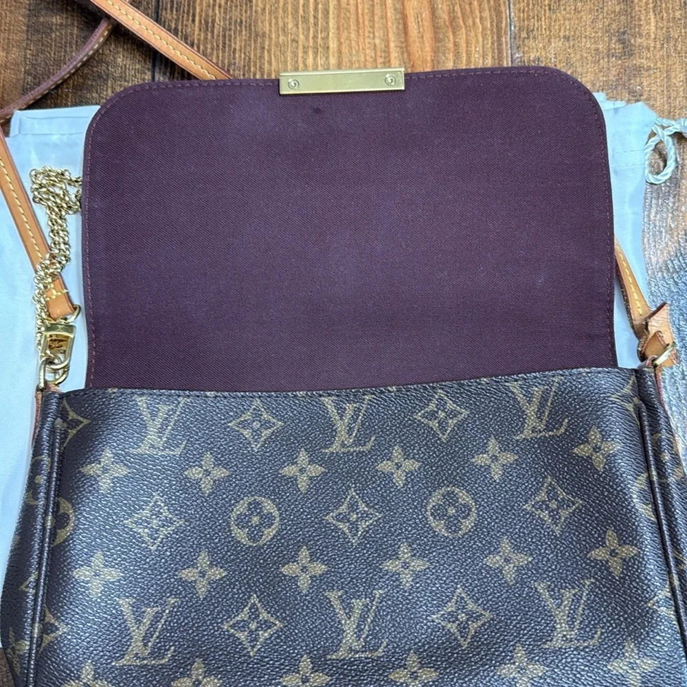 Louis Vuitton Favorite MM
